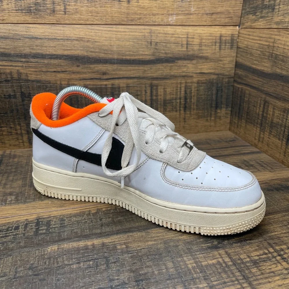 NIKE Air Force 1 LV8 Low Sneakers GS 7Y Womens 8.5 White Black Orange